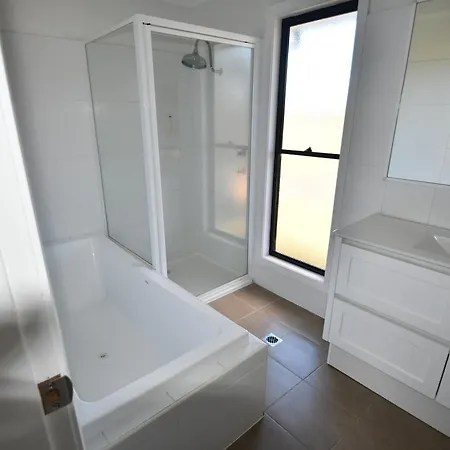Ascot Gardens Serviced Apartments Dubbo Exterior photo